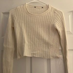 Hollister Long Sleeve Fitted Cropped Sweater